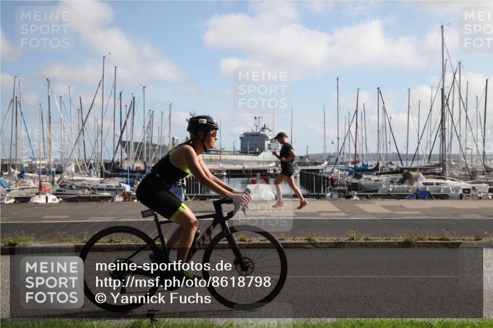 17.08.2025 - KN Förde Triathlon 2025 Yannick Fuchs http://msf.ph/oto/8618798 17.08.2025 10:09:14 Radfahren 197, 205, 237 meine-sportfotos.de