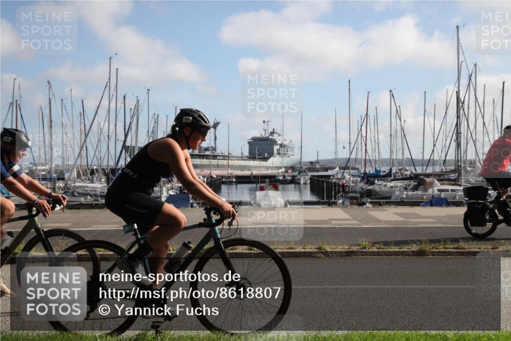 17.08.2025 - KN Förde Triathlon 2025 Yannick Fuchs http://msf.ph/oto/8618807 17.08.2025 10:09:45 Radfahren 171, 195, 201, 235 meine-sportfotos.de