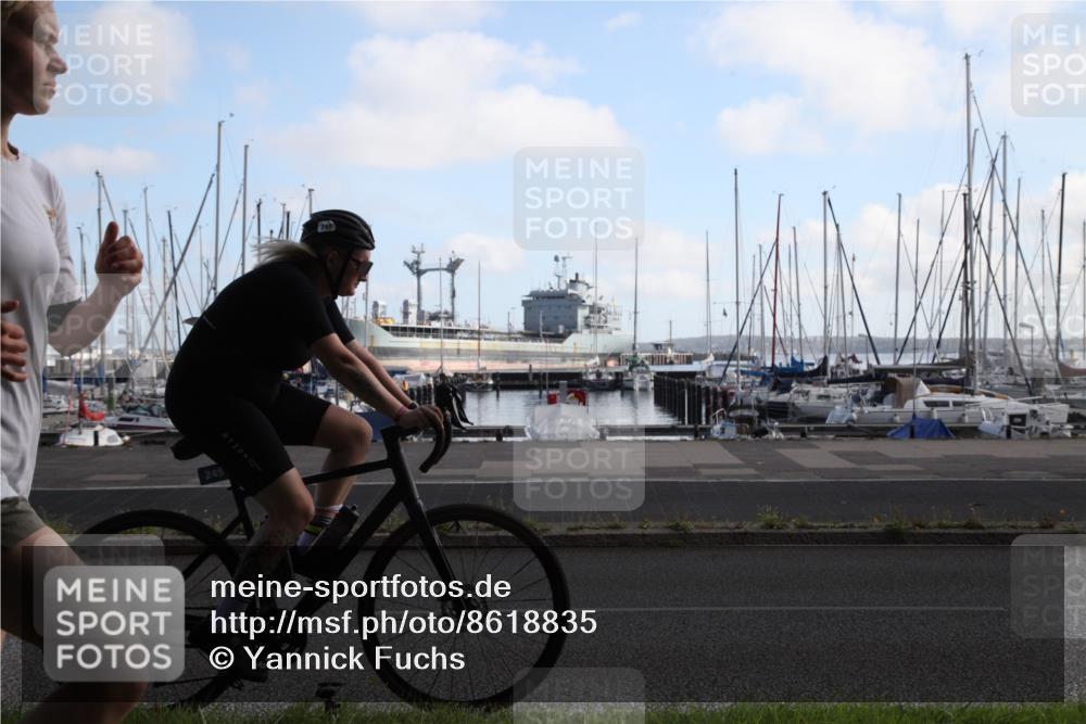 17.08.2025 - KN Förde Triathlon 2025 Yannick Fuchs http://msf.ph/oto/8618835 17.08.2025 10:12:29 Radfahren 118, 238, 245 meine-sportfotos.de