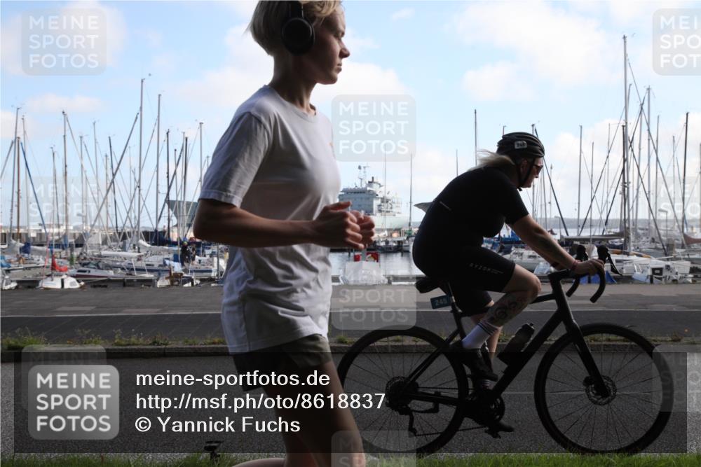 17.08.2025 - KN Förde Triathlon 2025 Yannick Fuchs http://msf.ph/oto/8618837 17.08.2025 10:12:29 Radfahren 118, 238, 245 meine-sportfotos.de