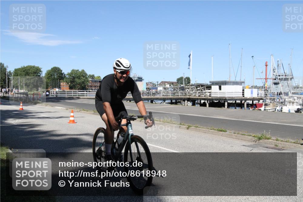 17.08.2025 - KN Förde Triathlon 2025 Yannick Fuchs http://msf.ph/oto/8618948 17.08.2025 13:11:45 Radfahren 461, 511, 516 meine-sportfotos.de