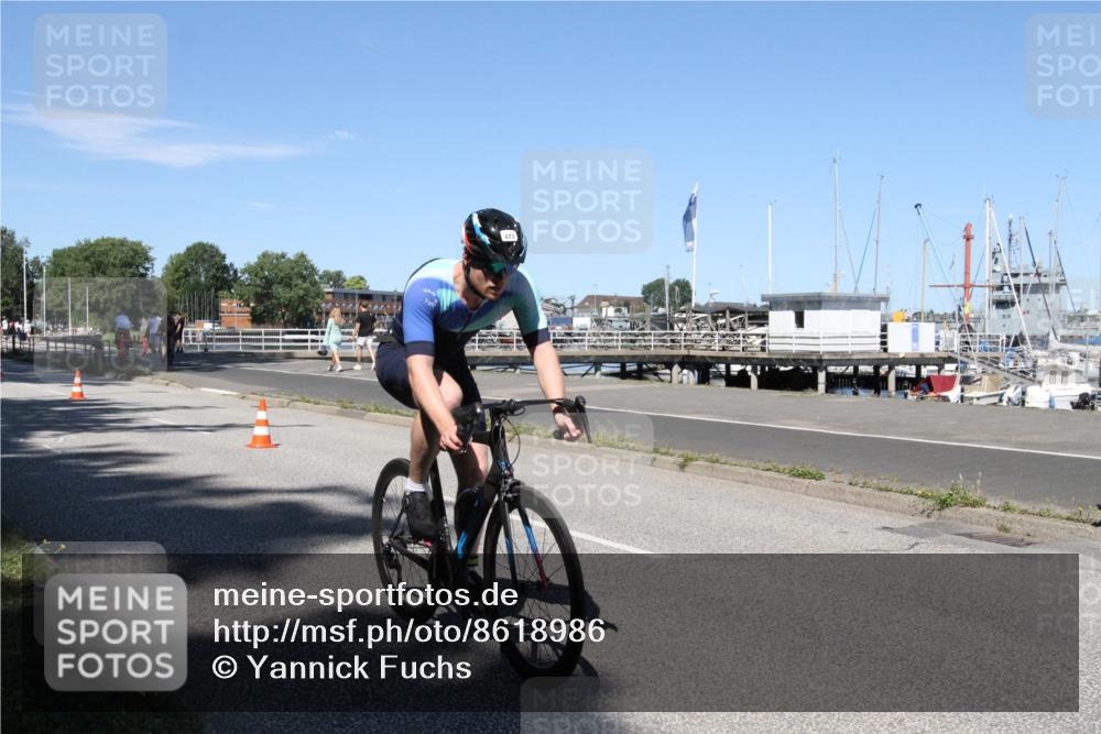 17.08.2025 - KN Förde Triathlon 2025 Yannick Fuchs http://msf.ph/oto/8618986 17.08.2025 13:12:44 Radfahren 473, 475, 494 meine-sportfotos.de