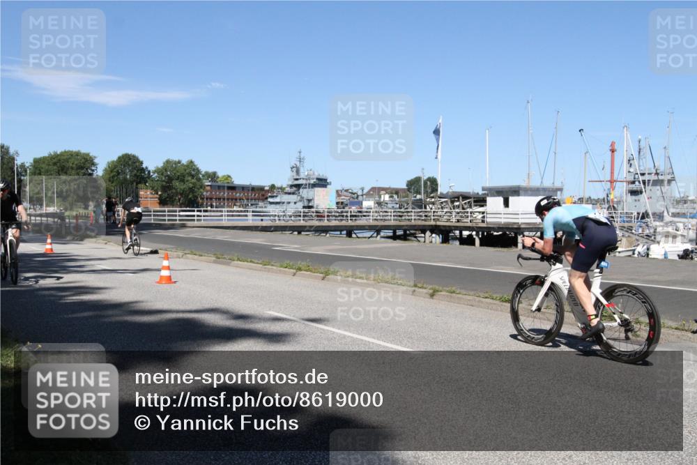 17.08.2025 - KN Förde Triathlon 2025 Yannick Fuchs http://msf.ph/oto/8619000 17.08.2025 13:12:57 Radfahren 395, 401, 406, 411, 435, 446, 452, 460, 509, 512, 517, 535 meine-sportfotos.de