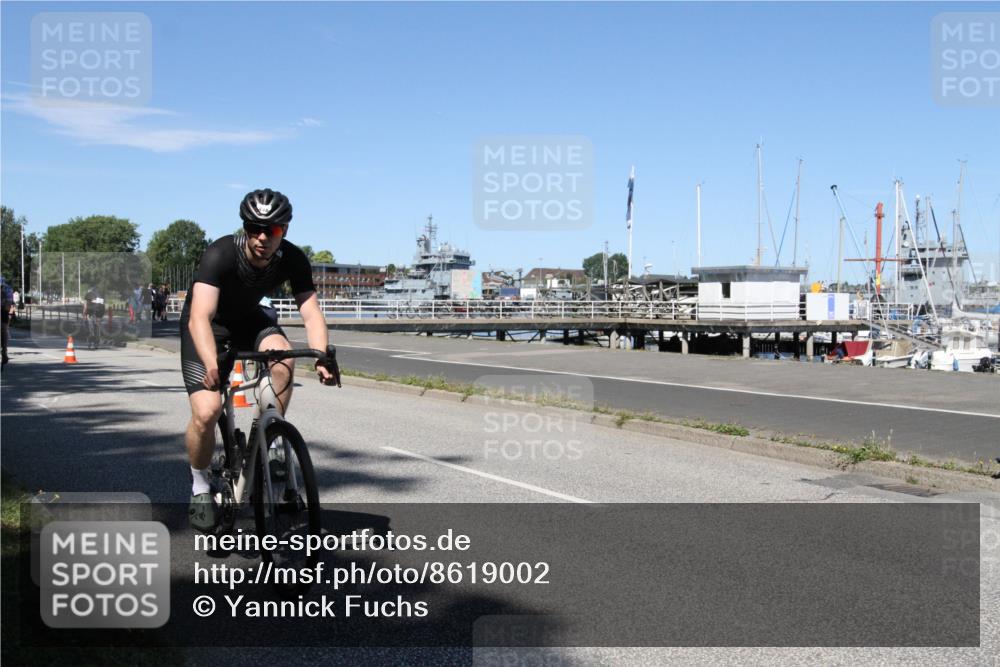 17.08.2025 - KN Förde Triathlon 2025 Yannick Fuchs http://msf.ph/oto/8619002 17.08.2025 13:12:58 Radfahren 395, 401, 406, 411, 435, 446, 452, 460, 469, 509, 512, 517, 535 meine-sportfotos.de
