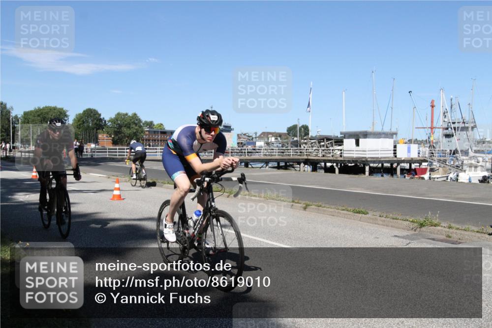 17.08.2025 - KN Förde Triathlon 2025 Yannick Fuchs http://msf.ph/oto/8619010 17.08.2025 13:13:02 Radfahren 395, 402, 406, 411, 435, 446, 460, 467, 469, 509, 517, 535 meine-sportfotos.de