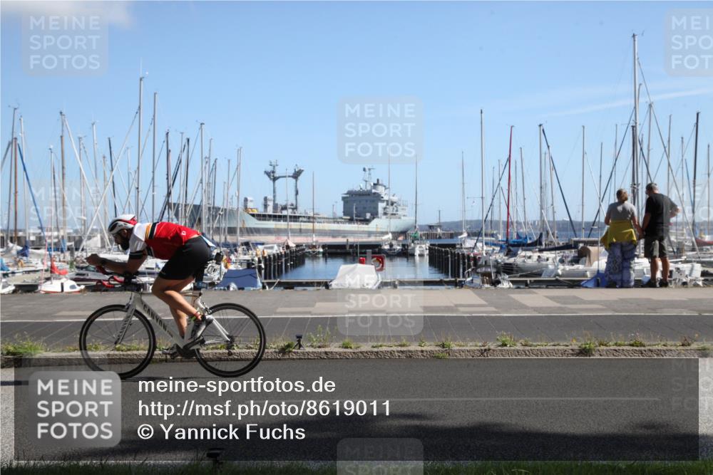 17.08.2025 - KN Förde Triathlon 2025 Yannick Fuchs http://msf.ph/oto/8619011 17.08.2025 11:05:27 Radfahren 306, 307, 389 meine-sportfotos.de