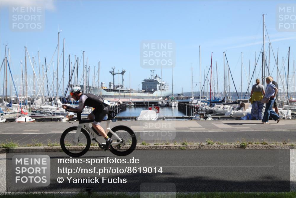 17.08.2025 - KN Förde Triathlon 2025 Yannick Fuchs http://msf.ph/oto/8619014 17.08.2025 11:05:31 Radfahren 295, 306, 389 meine-sportfotos.de
