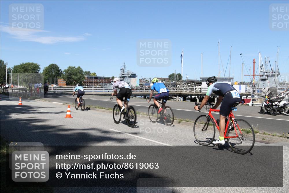 17.08.2025 - KN Förde Triathlon 2025 Yannick Fuchs http://msf.ph/oto/8619063 17.08.2025 13:14:12 Radfahren 414, 422, 476, 481, 547 meine-sportfotos.de