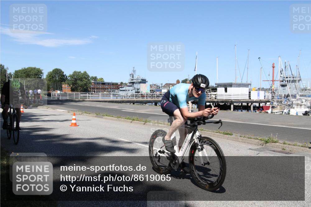 17.08.2025 - KN Förde Triathlon 2025 Yannick Fuchs http://msf.ph/oto/8619065 17.08.2025 13:14:19 Radfahren 406, 415, 475, 494 meine-sportfotos.de