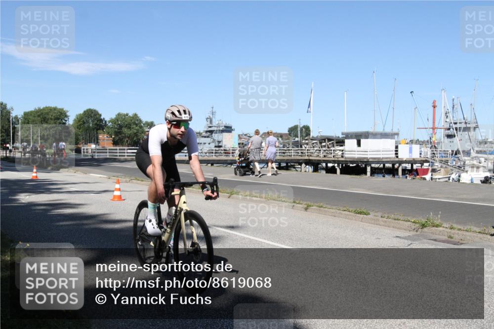 17.08.2025 - KN Förde Triathlon 2025 Yannick Fuchs http://msf.ph/oto/8619068 17.08.2025 13:14:20 Radfahren 406, 415, 475, 485, 494, 518 meine-sportfotos.de