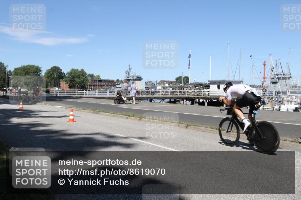 17.08.2025 - KN Förde Triathlon 2025 Yannick Fuchs http://msf.ph/oto/8619070 17.08.2025 13:14:24 Radfahren 406, 415, 475, 485, 494, 518 meine-sportfotos.de
