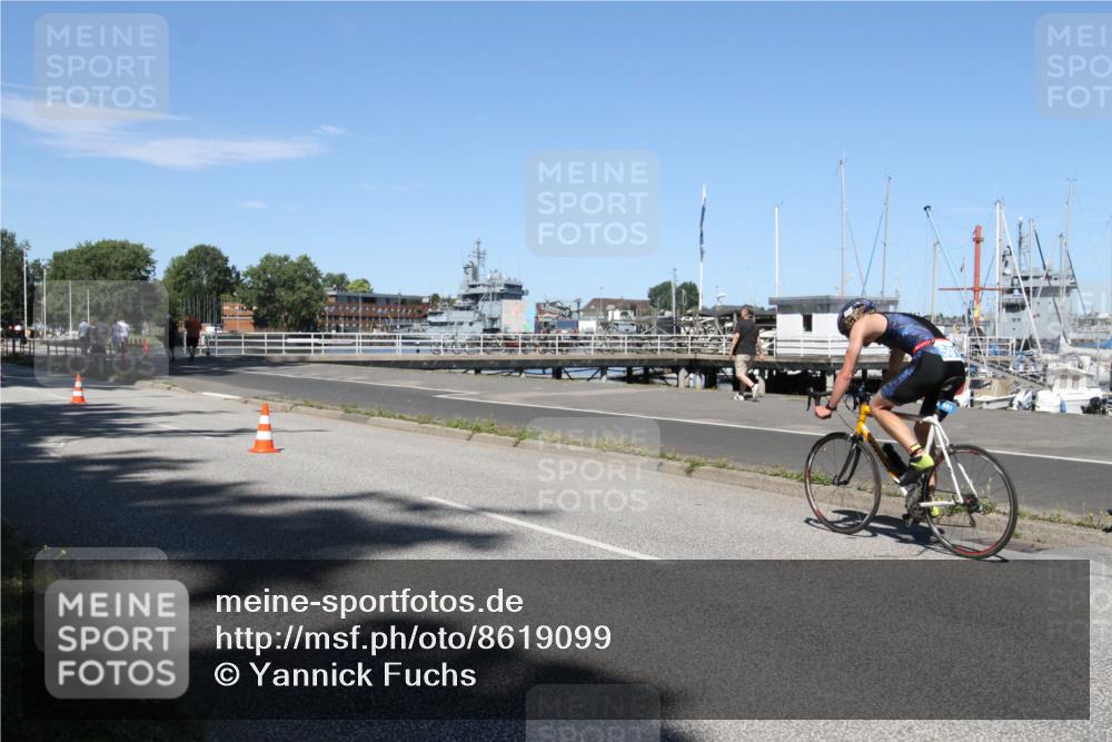 17.08.2025 - KN Förde Triathlon 2025 Yannick Fuchs http://msf.ph/oto/8619099 17.08.2025 13:14:56 Radfahren 501, 549 meine-sportfotos.de