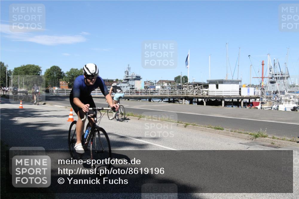 17.08.2025 - KN Förde Triathlon 2025 Yannick Fuchs http://msf.ph/oto/8619196 17.08.2025 13:16:51 Radfahren 407, 490, 498, 506, 515 meine-sportfotos.de