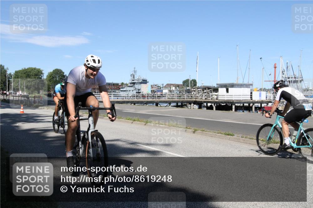 17.08.2025 - KN Förde Triathlon 2025 Yannick Fuchs http://msf.ph/oto/8619248 17.08.2025 13:17:52 Radfahren 357, 397, 421, 427, 433, 455, 462, 532, 548 meine-sportfotos.de