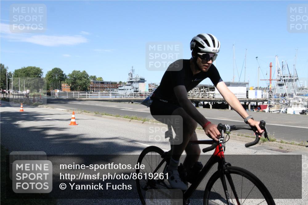 17.08.2025 - KN Förde Triathlon 2025 Yannick Fuchs http://msf.ph/oto/8619261 17.08.2025 13:18:01 Radfahren 420, 421, 455, 459, 479, 532, 548 meine-sportfotos.de