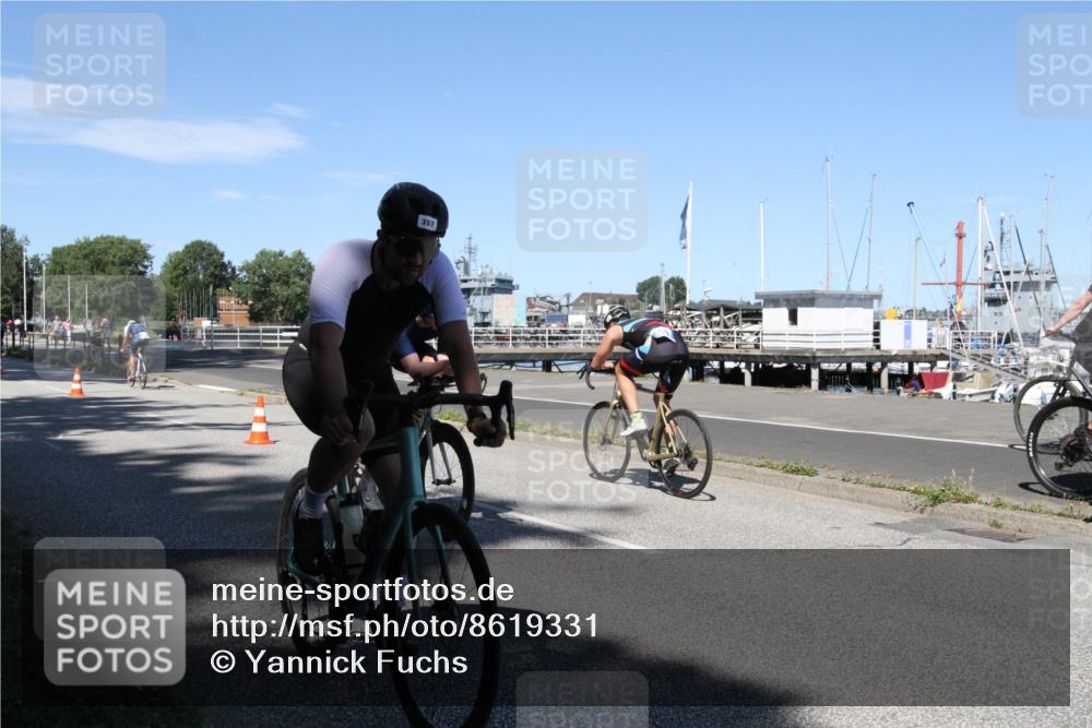 17.08.2025 - KN Förde Triathlon 2025 Yannick Fuchs http://msf.ph/oto/8619331 17.08.2025 13:19:39 Radfahren 357, 397, 416, 454, 457, 477, 482, 502, 534 meine-sportfotos.de