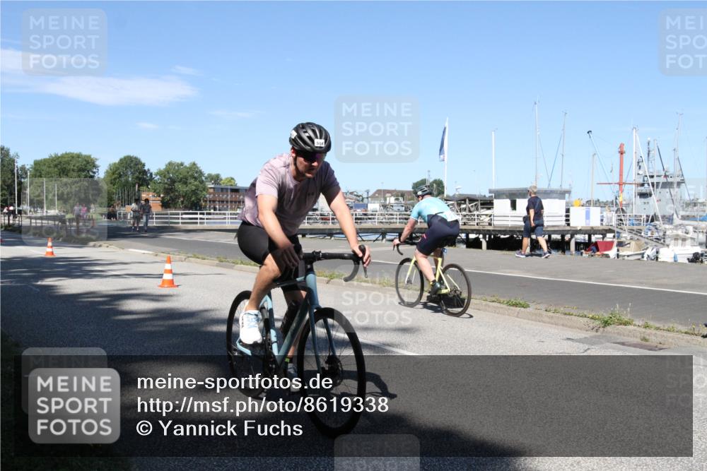 17.08.2025 - KN Förde Triathlon 2025 Yannick Fuchs http://msf.ph/oto/8619338 17.08.2025 13:19:57 Radfahren 424, 504, 519 meine-sportfotos.de