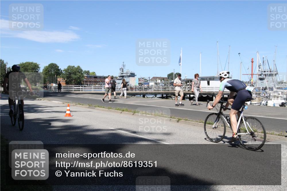 17.08.2025 - KN Förde Triathlon 2025 Yannick Fuchs http://msf.ph/oto/8619351 17.08.2025 13:20:18 Radfahren 450, 480, 526 meine-sportfotos.de