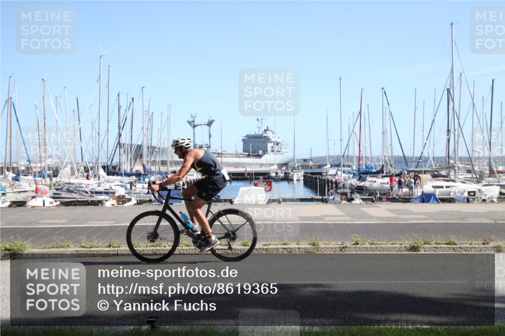17.08.2025 - KN Förde Triathlon 2025 Yannick Fuchs http://msf.ph/oto/8619365 17.08.2025 11:13:27 Radfahren 272, 329, 330, 341, 345, 353, 377, 380, 613, 619, 625, 638 meine-sportfotos.de