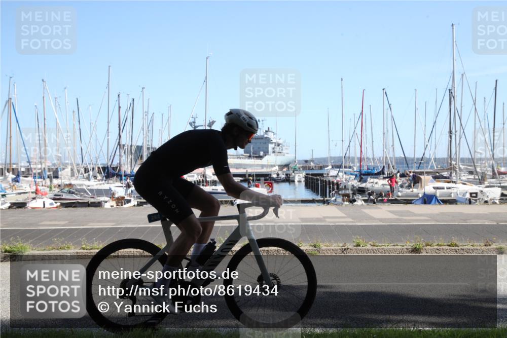 17.08.2025 - KN Förde Triathlon 2025 Yannick Fuchs http://msf.ph/oto/8619434 17.08.2025 11:14:33 Radfahren 263, 288, 306, 337, 349, 389 meine-sportfotos.de