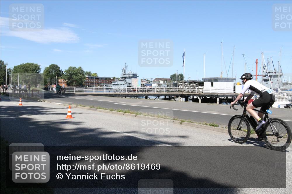 17.08.2025 - KN Förde Triathlon 2025 Yannick Fuchs http://msf.ph/oto/8619469 17.08.2025 13:22:53 Radfahren 410, 509, 510, 517, 528 meine-sportfotos.de