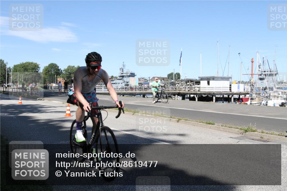 17.08.2025 - KN Förde Triathlon 2025 Yannick Fuchs http://msf.ph/oto/8619477 17.08.2025 13:23:10 Radfahren 446, 512 meine-sportfotos.de