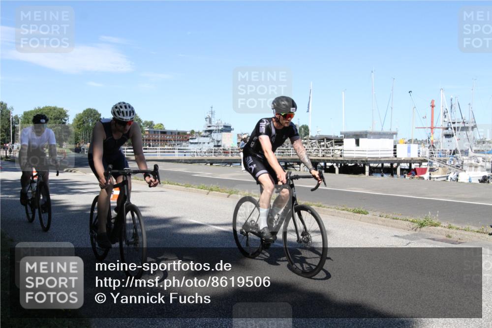17.08.2025 - KN Förde Triathlon 2025 Yannick Fuchs http://msf.ph/oto/8619506 17.08.2025 13:24:04 Radfahren 430, 458, 464, 494, 527, 542 meine-sportfotos.de