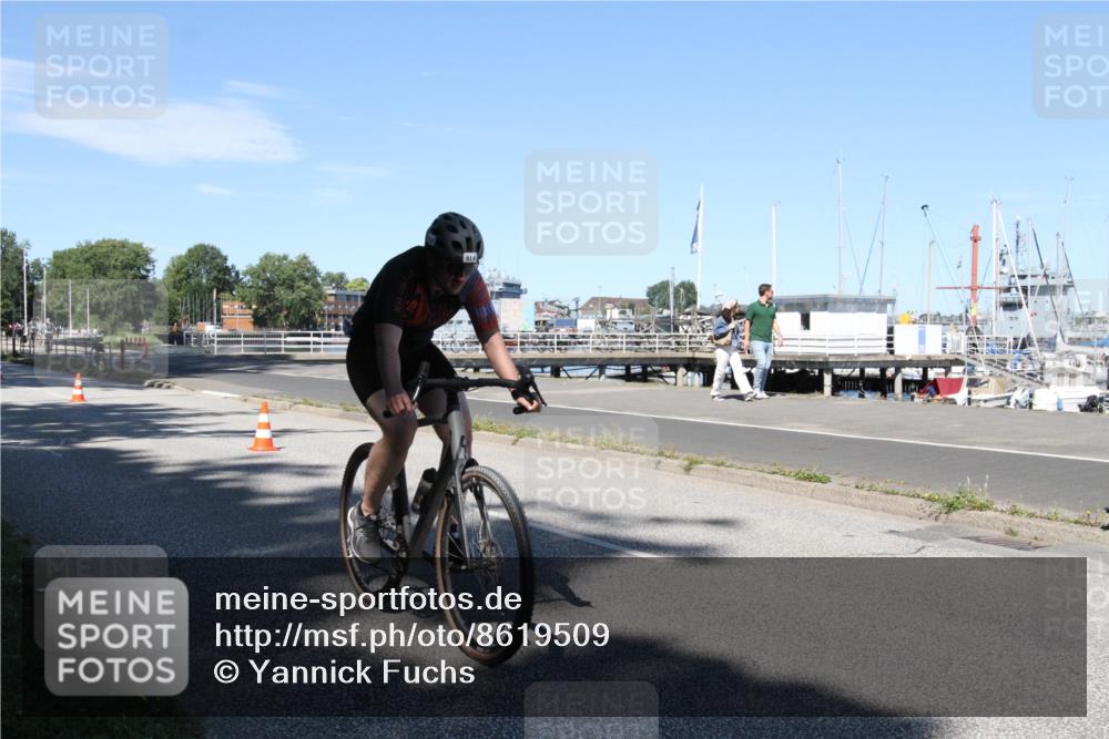17.08.2025 - KN Förde Triathlon 2025 Yannick Fuchs http://msf.ph/oto/8619509 17.08.2025 13:24:09 Radfahren 430, 458, 464, 494, 501, 514, 524, 527, 542 meine-sportfotos.de