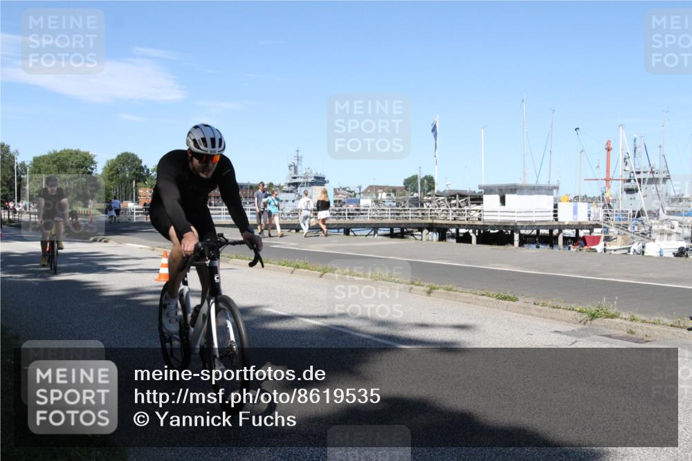 17.08.2025 - KN Förde Triathlon 2025 Yannick Fuchs http://msf.ph/oto/8619535 17.08.2025 13:25:02 Radfahren 435, 452, 469, 470, 481, 513, 533, 539, 547 meine-sportfotos.de