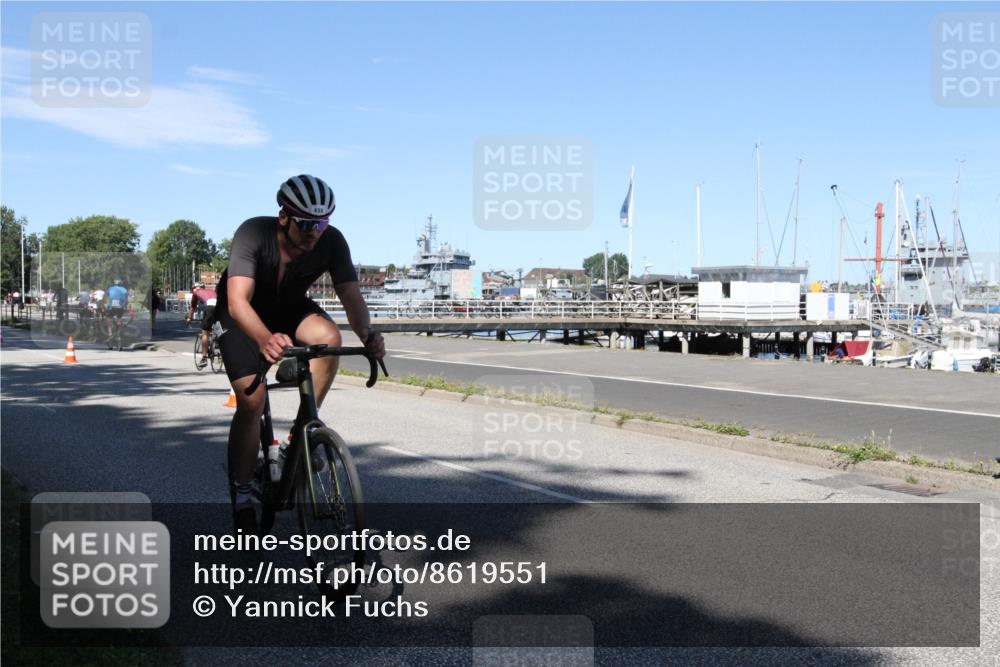 17.08.2025 - KN Förde Triathlon 2025 Yannick Fuchs http://msf.ph/oto/8619551 17.08.2025 13:25:19 Radfahren 432, 492, 493, 498, 523 meine-sportfotos.de