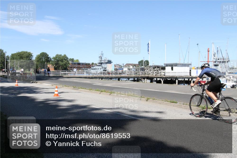 17.08.2025 - KN Förde Triathlon 2025 Yannick Fuchs http://msf.ph/oto/8619553 17.08.2025 13:25:20 Radfahren 432, 492, 493, 498, 523 meine-sportfotos.de
