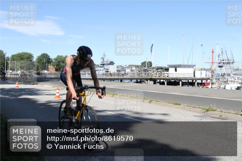 17.08.2025 - KN Förde Triathlon 2025 Yannick Fuchs http://msf.ph/oto/8619570 17.08.2025 13:25:42 Radfahren 427, 501, 532 meine-sportfotos.de