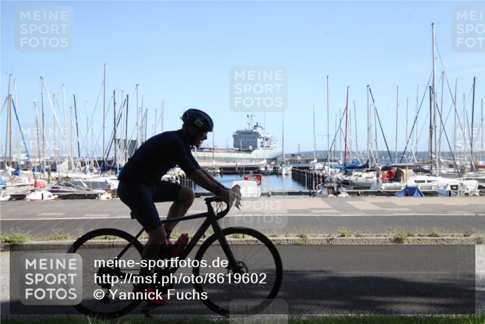 17.08.2025 - KN Förde Triathlon 2025 Yannick Fuchs http://msf.ph/oto/8619602 17.08.2025 11:17:30 Radfahren 323, 359, 382, 624, 627 meine-sportfotos.de