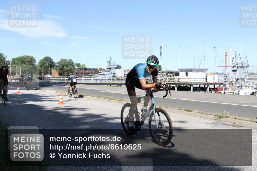 17.08.2025 - KN Förde Triathlon 2025 Yannick Fuchs http://msf.ph/oto/8619625 17.08.2025 13:27:05 Radfahren 427, 487, 498, 505, 506, 523, 532 meine-sportfotos.de