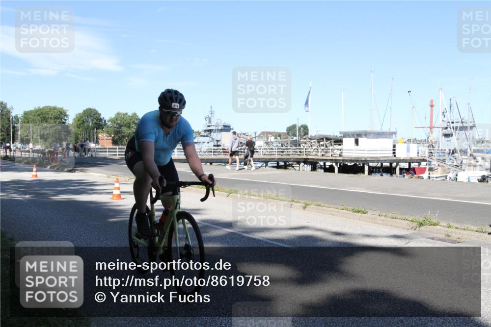 17.08.2025 - KN Förde Triathlon 2025 Yannick Fuchs http://msf.ph/oto/8619758 17.08.2025 13:31:56 Radfahren 426, 519 meine-sportfotos.de
