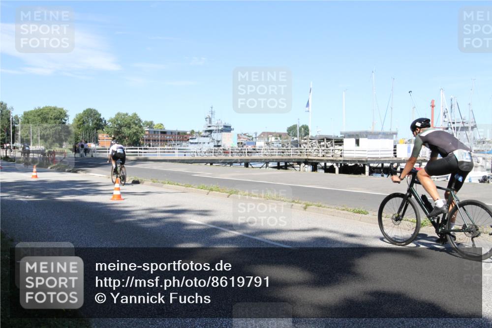 17.08.2025 - KN Förde Triathlon 2025 Yannick Fuchs http://msf.ph/oto/8619791 17.08.2025 13:33:19 Radfahren 484, 514, 517, 524, 527 meine-sportfotos.de