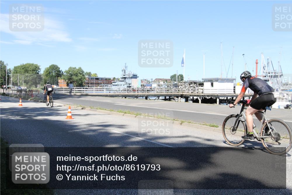 17.08.2025 - KN Förde Triathlon 2025 Yannick Fuchs http://msf.ph/oto/8619793 17.08.2025 13:33:21 Radfahren 484, 514, 517, 524, 527 meine-sportfotos.de