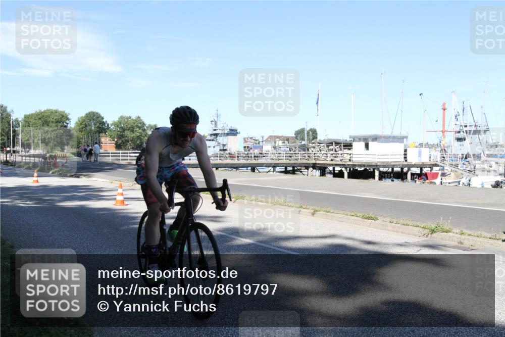 17.08.2025 - KN Förde Triathlon 2025 Yannick Fuchs http://msf.ph/oto/8619797 17.08.2025 13:34:02 Radfahren 494, 510, 512 meine-sportfotos.de
