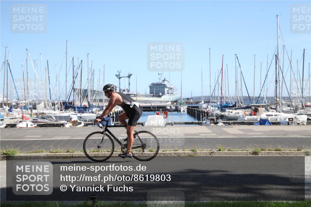 17.08.2025 - KN Förde Triathlon 2025 Yannick Fuchs http://msf.ph/oto/8619803 17.08.2025 11:21:19 Radfahren 270, 278, 343, 364, 611, 639 meine-sportfotos.de