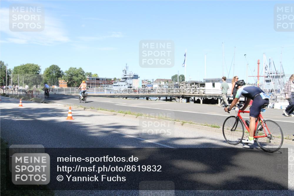 17.08.2025 - KN Förde Triathlon 2025 Yannick Fuchs http://msf.ph/oto/8619832 17.08.2025 13:35:56 Radfahren 510, 547 meine-sportfotos.de