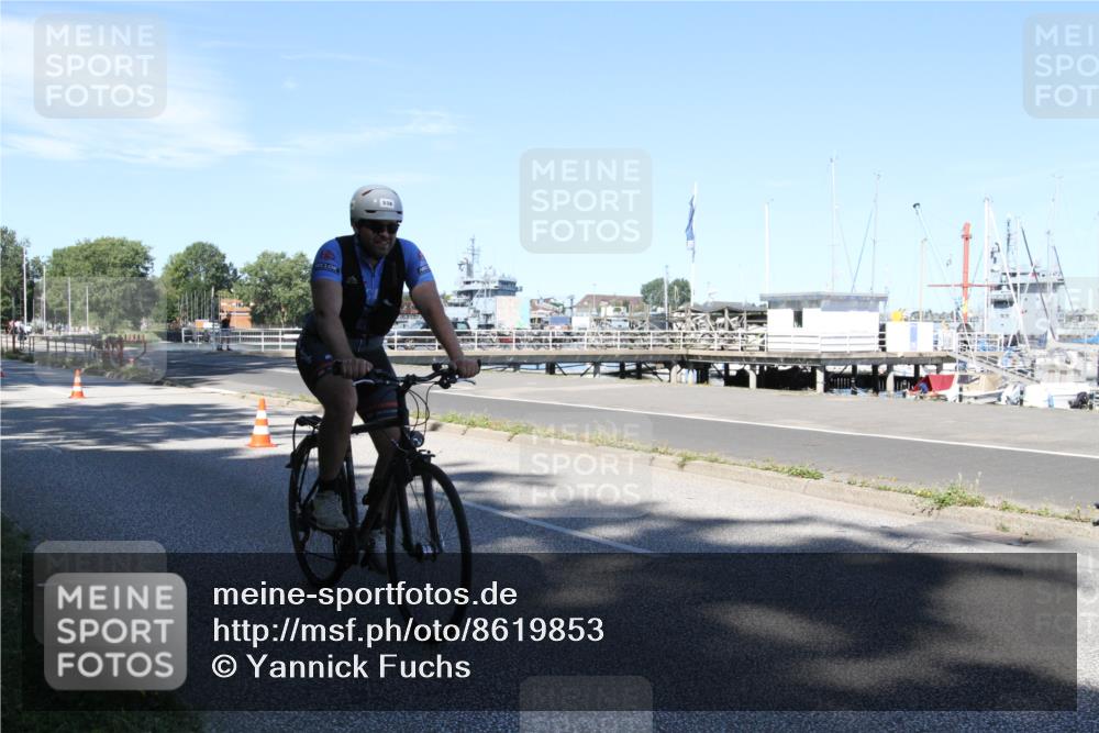 17.08.2025 - KN Förde Triathlon 2025 Yannick Fuchs http://msf.ph/oto/8619853 17.08.2025 13:38:14 Radfahren 538, 539 meine-sportfotos.de