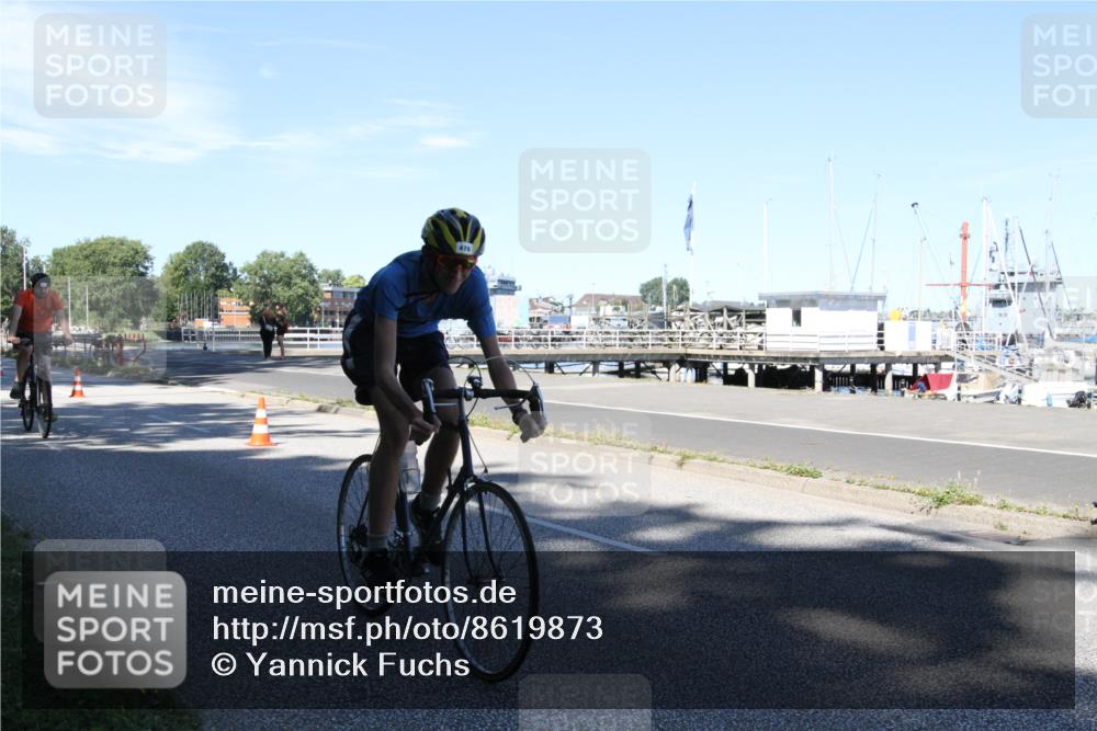 17.08.2025 - KN Förde Triathlon 2025 Yannick Fuchs http://msf.ph/oto/8619873 17.08.2025 13:40:34 Radfahren 478, 485 meine-sportfotos.de