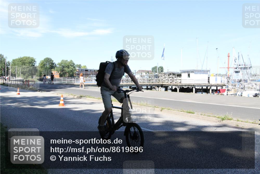 17.08.2025 - KN Förde Triathlon 2025 Yannick Fuchs http://msf.ph/oto/8619896 17.08.2025 13:45:06 Radfahren  meine-sportfotos.de