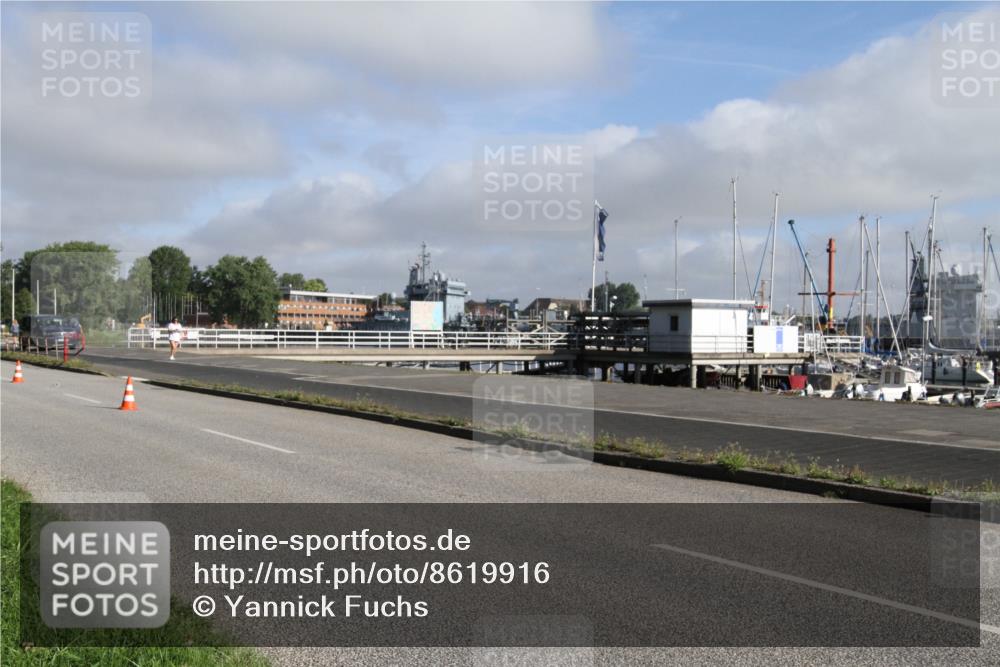 17.08.2025 - KN Förde Triathlon 2025 Yannick Fuchs http://msf.ph/oto/8619916 17.08.2025 09:07:28 Radfahren  meine-sportfotos.de