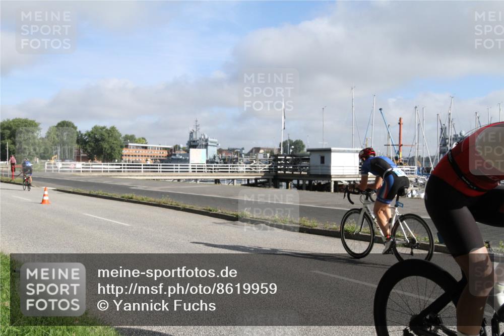17.08.2025 - KN Förde Triathlon 2025 Yannick Fuchs http://msf.ph/oto/8619959 17.08.2025 09:17:22 Radfahren 101, 106, 109, 110 meine-sportfotos.de