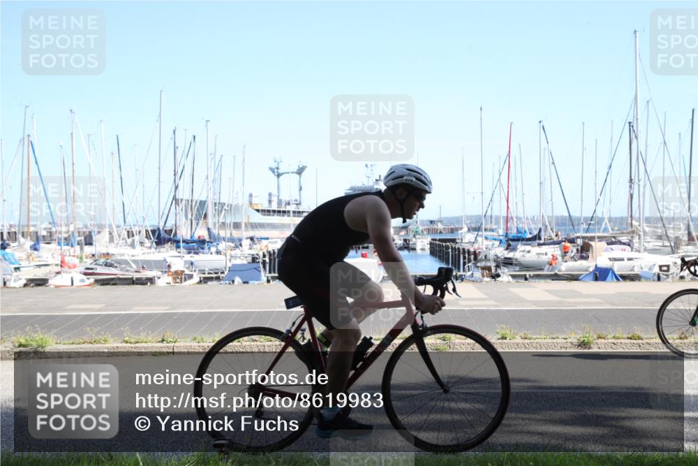17.08.2025 - KN Förde Triathlon 2025 Yannick Fuchs http://msf.ph/oto/8619983 17.08.2025 11:24:43 Radfahren 326, 370, 371, 616, 621 meine-sportfotos.de