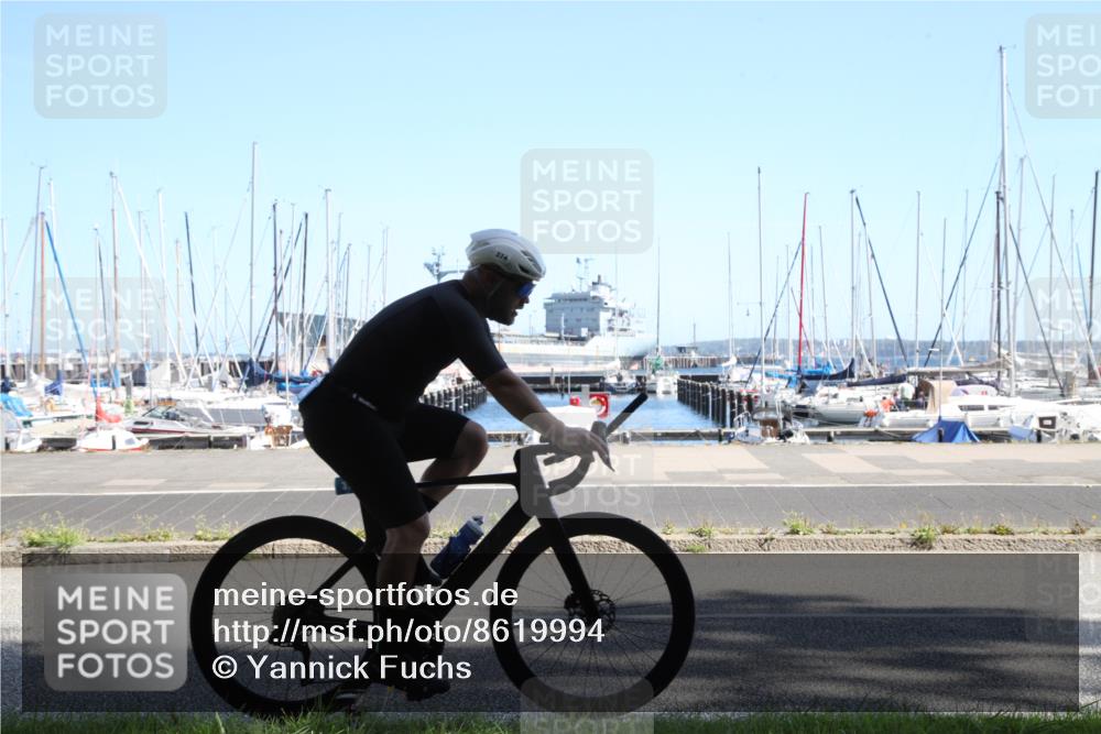 17.08.2025 - KN Förde Triathlon 2025 Yannick Fuchs http://msf.ph/oto/8619994 17.08.2025 11:25:10 Radfahren 284, 300, 308, 309, 356, 374, 606, 613, 638 meine-sportfotos.de