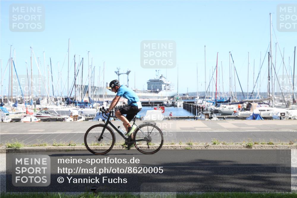 17.08.2025 - KN Förde Triathlon 2025 Yannick Fuchs http://msf.ph/oto/8620005 17.08.2025 11:25:30 Radfahren 261, 266, 285, 295, 330, 377, 617, 629, 630, 632 meine-sportfotos.de