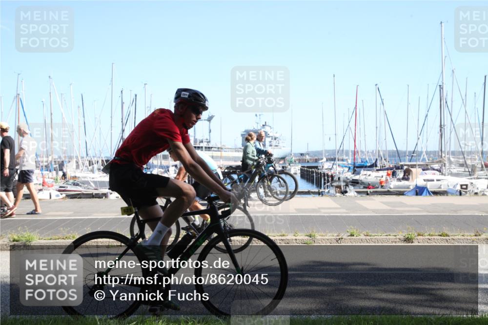 17.08.2025 - KN Förde Triathlon 2025 Yannick Fuchs http://msf.ph/oto/8620045 17.08.2025 11:26:34 Radfahren 297, 303, 323, 328, 621, 626 meine-sportfotos.de