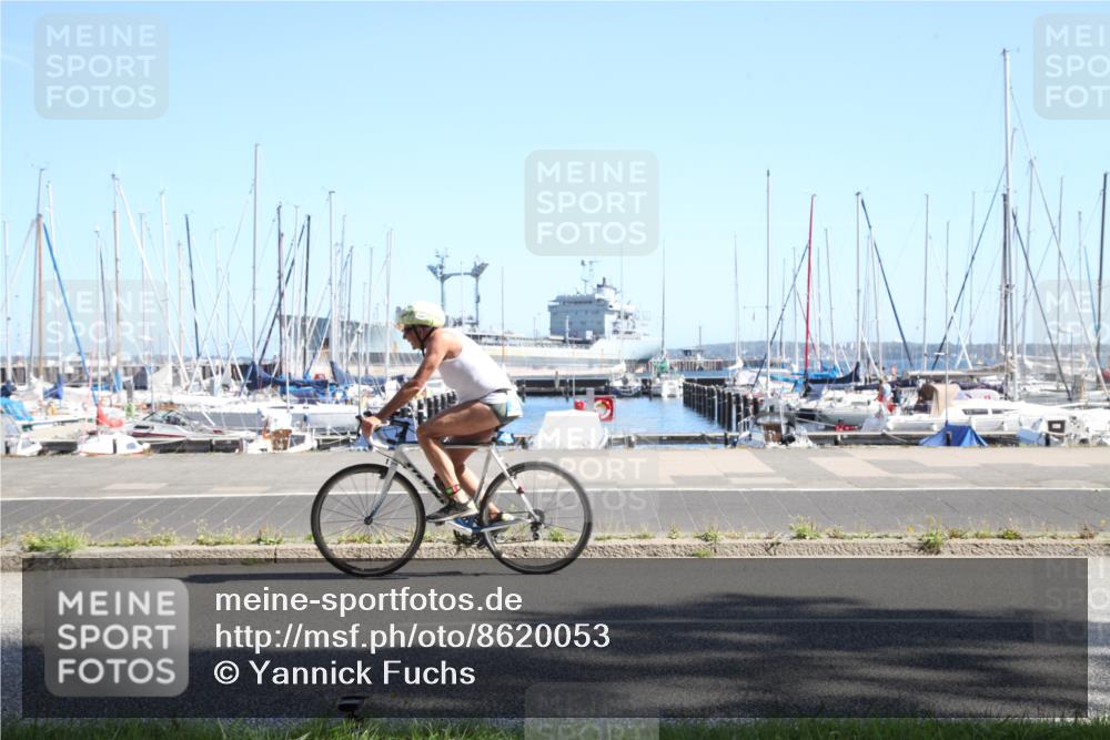 17.08.2025 - KN Förde Triathlon 2025 Yannick Fuchs http://msf.ph/oto/8620053 17.08.2025 11:27:00 Radfahren 294, 346, 606, 609, 633 meine-sportfotos.de